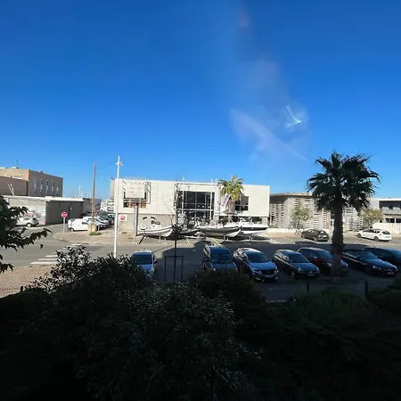 T2 Avec Terrasse, Parking Prive Et Wi-fi Inclus - Fr-1-319-144 ארסשון