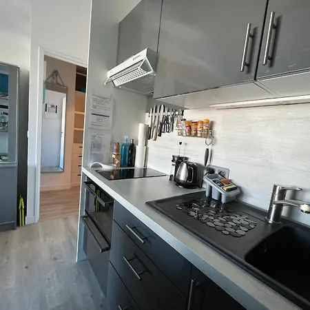 T2 Avec Terrasse, Parking Prive Et Wi-fi Inclus - Fr-1-319-144 ארסשון