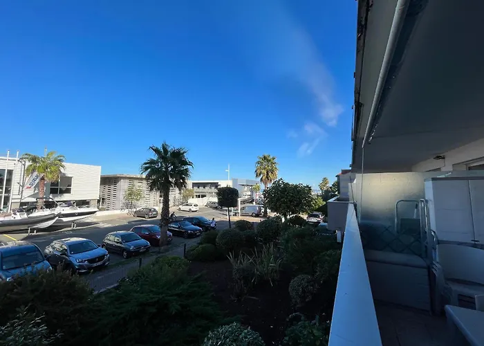 Appartamento T2 Avec Terrasse, Parking Privé Et Wi-fi Inclus - Fr-1-319-144 *