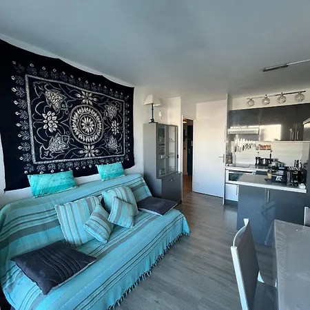 T2 Avec Terrasse, Parking Prive Et Wi-fi Inclus - Fr-1-319-144